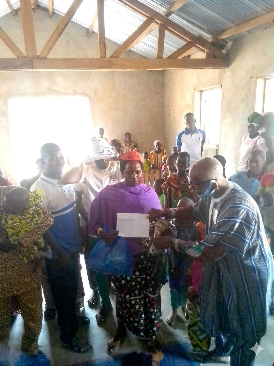 Soutien d’une famille ayant perdu un proche dans un accident à l’Eglise Evangélique les Assemblées de Dieu (Bampko)
